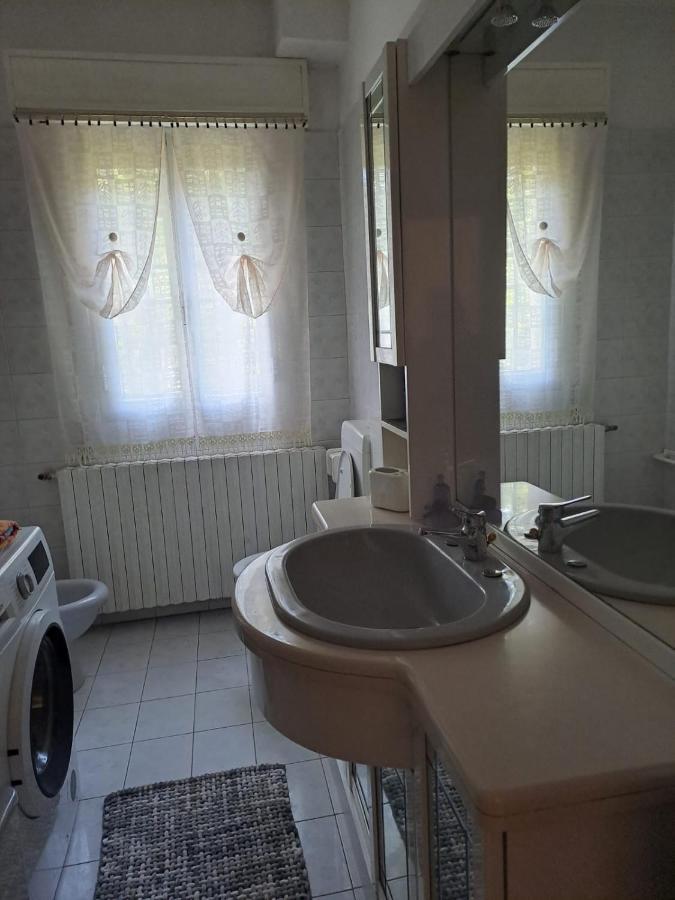 Da Nonna Rosa Camera Nera Bed & Breakfast Будрио Екстериор снимка